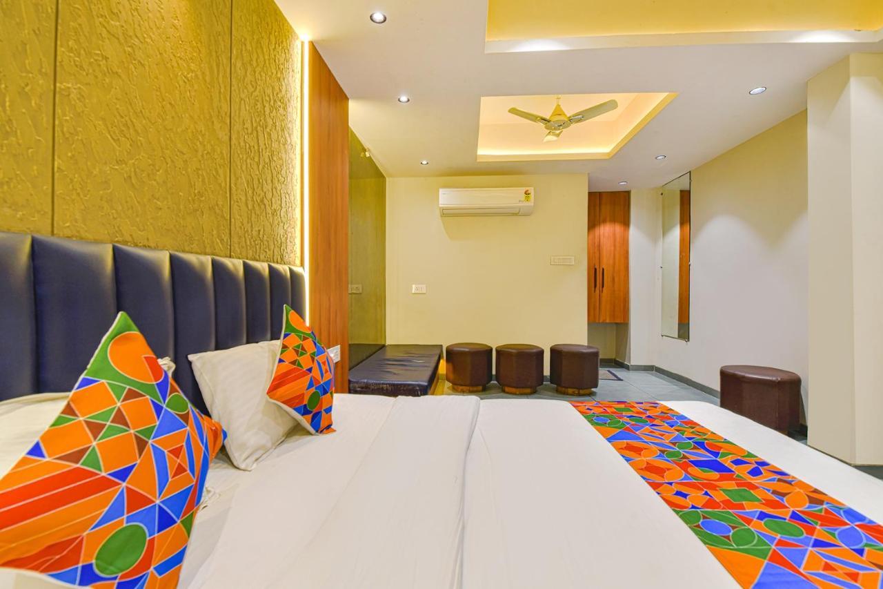 Fabhotel Udhna Inn, Near Udhna Junction Σουράτ Εξωτερικό φωτογραφία